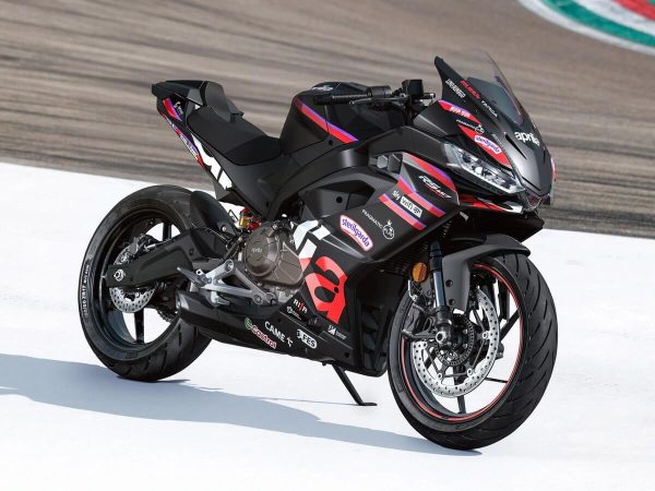 aprilia-rs-457-gp-replica_02.jpg