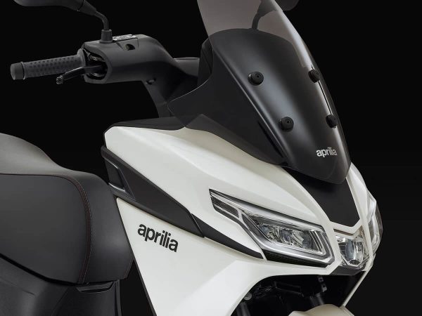 aprilia-sxr-50_01.jpg
