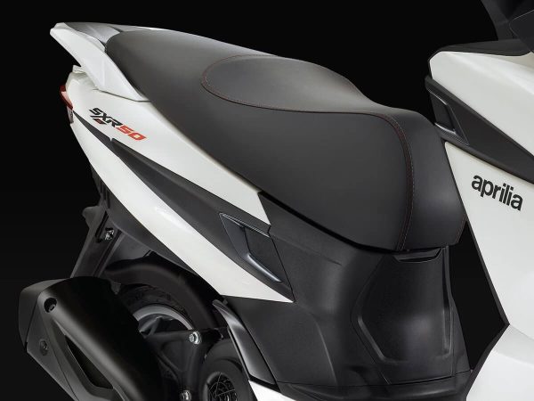 aprilia-sxr-50_03.jpg