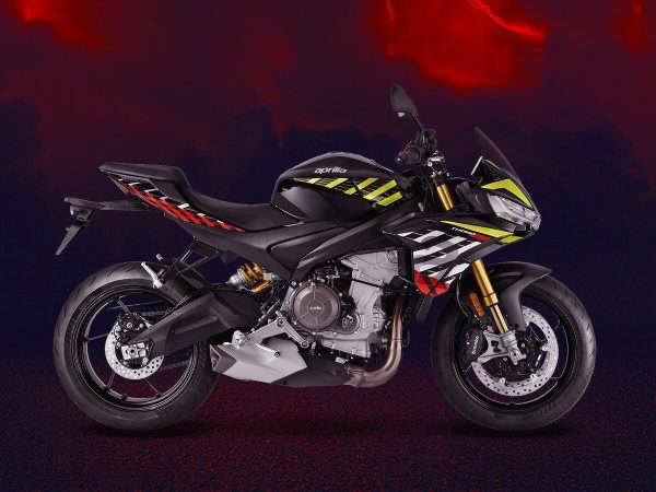 aprilia-tuono-660-factory_01.jpg