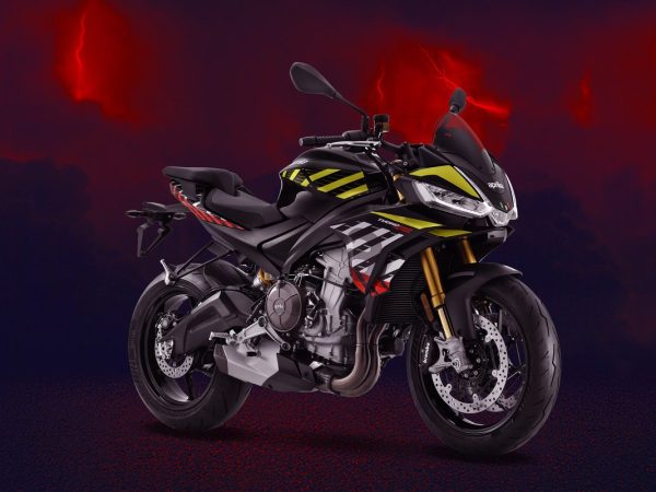 aprilia-tuono-660-factory_04.jpg