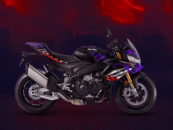 aprilia-tuono-v4-factory-1100_01.jpg