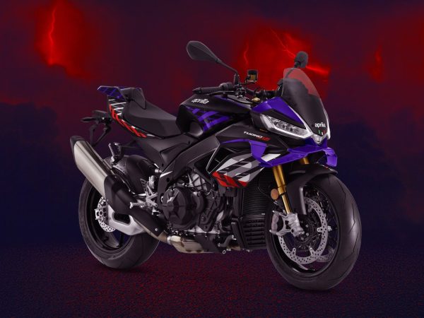 aprilia-tuono-v4-factory-1100_04.jpg