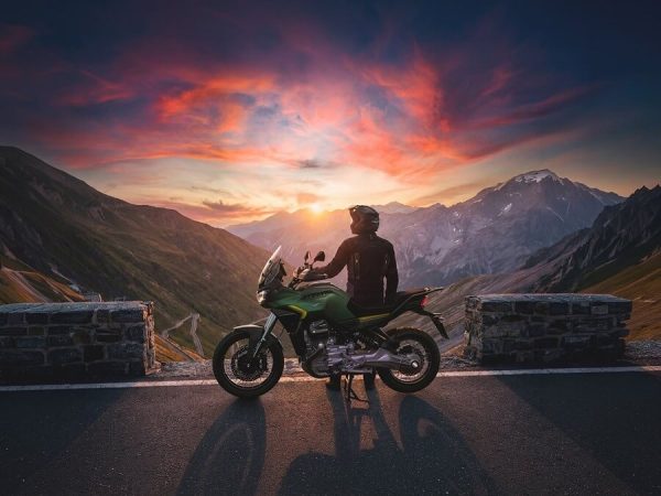 moto-guzzi-stelvio-pff-rider-assistance-solution_gallery_01.jpg