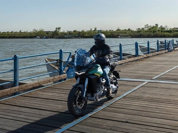 moto-guzzi-stelvio-pff-rider-assistance-solution_gallery_11.jpg