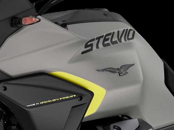 moto-guzzi-stelvio_gallery_03.jpg