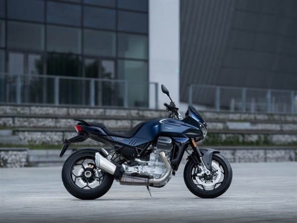 moto-guzzi-v100-mandello_gallery_01.jpg