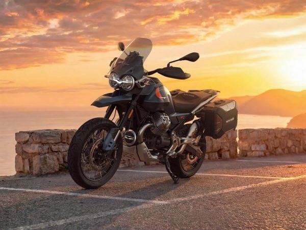moto-guzzi-v85-tt-travel_gallery_01.jpg