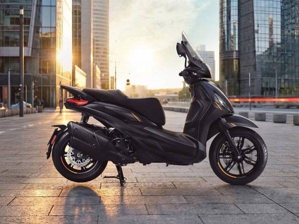 piaggio-beverly-25th-anniversary-310_gallery_01.jpg