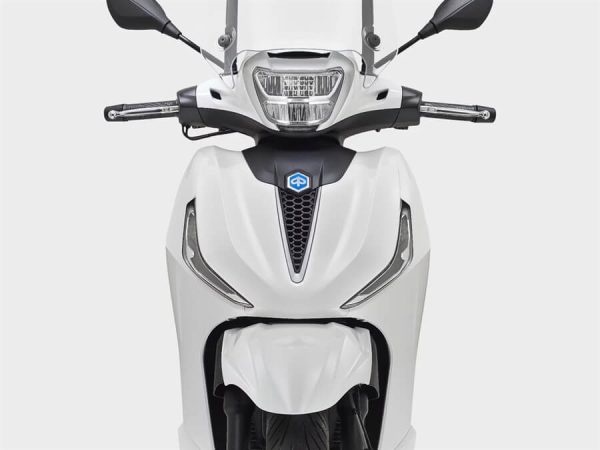 piaggio-beverly-400_gallery_02.jpg