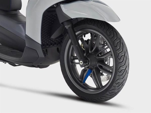 piaggio-beverly-s-310_gallery_03.jpg