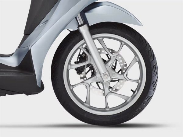 piaggio-medley-125_gallery_03.jpg
