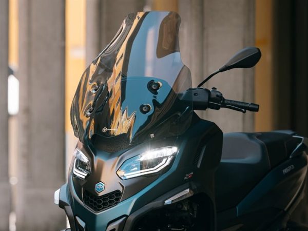 piaggio-mp3-exclusive-530_gallery_03.jpg
