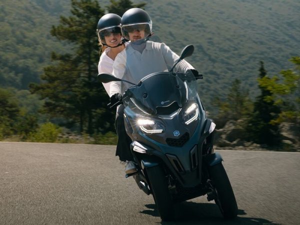 piaggio-mp3-exclusive-530_gallery_05.jpg