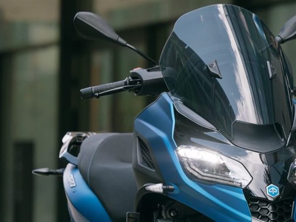 piaggio-mp3-sport-310_gallery_02.jpg