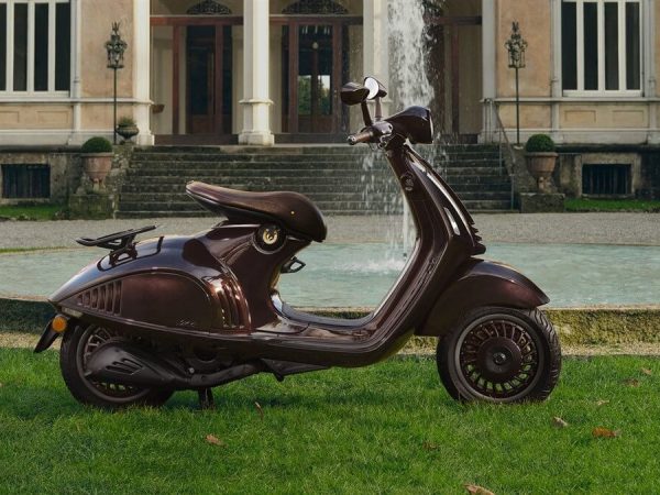 vespa-946-horse-125_06.jpg