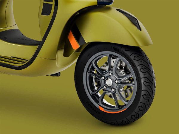 vespa-gts-125-supersport_02.jpg