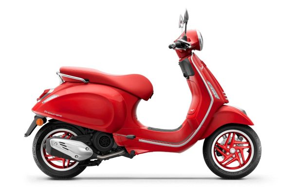 vespa-primavera-125-red.jpg