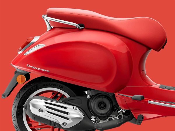 vespa-primavera-50-red_02.jpg