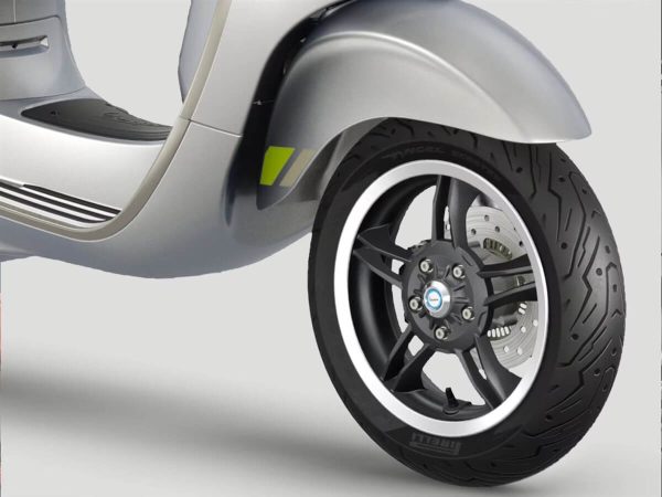 vespa-primavera-elettrica-70-tech_03.jpg